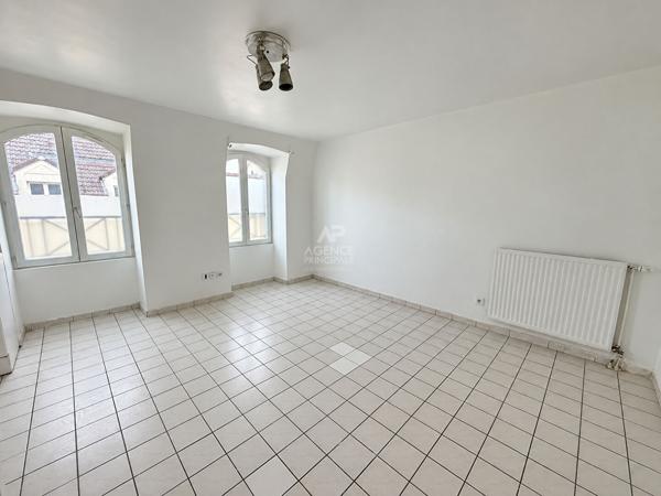 Appartement Courdimanche 2 pièce(s) 41.63 m2 159 000 € **  - Référence  2350