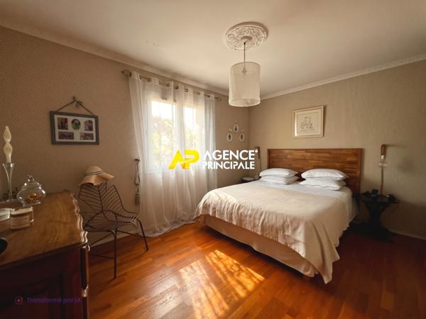Maison Argenteuil - Coteaux 6 pièces 127m² au sol (110m² habitable), 4 chambres 499 000 € **  - Référence  4577