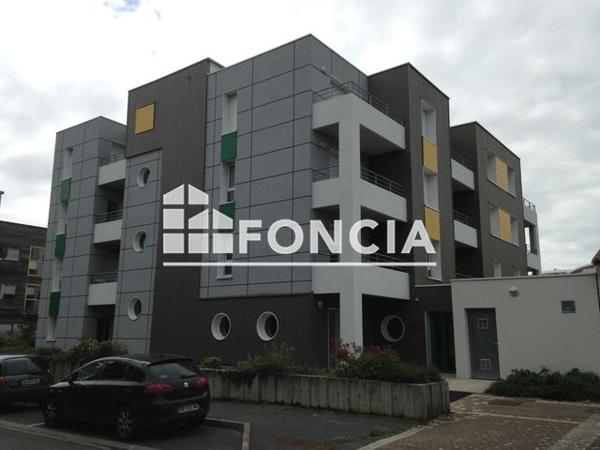 Location Studio meublé 26.41 m² - 28 RUE JEAN PERRIN La Rochelle 17000