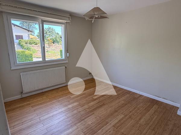 Maison 6 pièces 97.6 m2