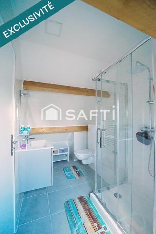 Agréable  maison familiale, lumineuse et parfaitement préservée des regards.