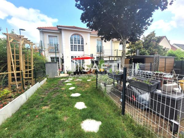 Superbe maison de 2008 tout à pied secteur calme