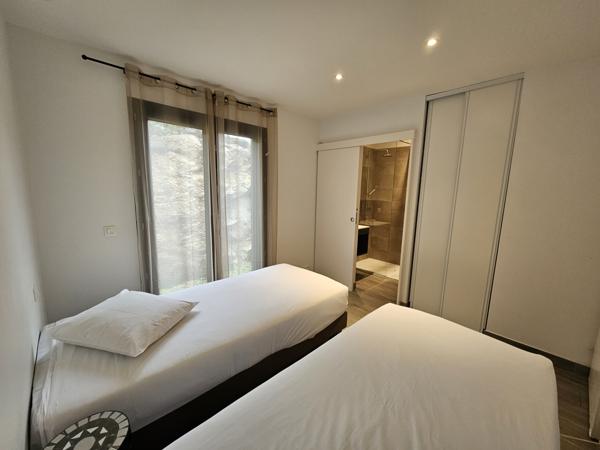 Lecci (20137) A VENDRE T4 // T5 & VILLAS MEUBLES AVEC PISCINE PRIVATIVE EN RESIDENCE 5 ETOILES PREMIUM A LECCI EN CORSE DU S