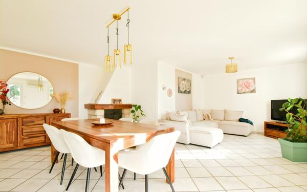 Maison à vendre    5 pièces •  Malissard