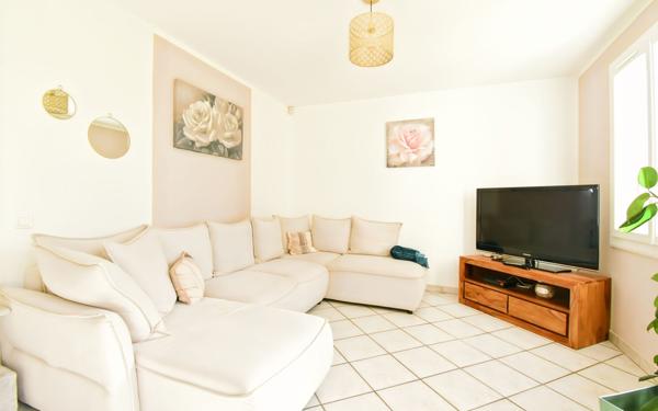 Maison à vendre    5 pièces •  Malissard