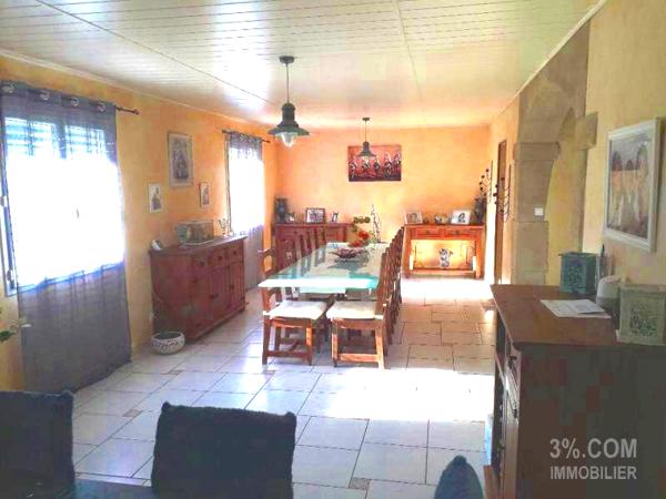 Bastide de 150m2 de 5 ch + Piscine + 1100m2 de Terrain Érôme (26600)