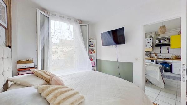 EXCLUSIVITÉ – Charmant 3 pièces traversant et lumineux – Quartier des Coutures / Métro Robespierre