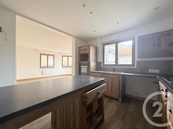 Immeuble à vendre  195 m2 SCIONZIER - 74