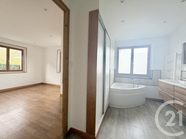 Immeuble à vendre  195 m2 SCIONZIER - 74