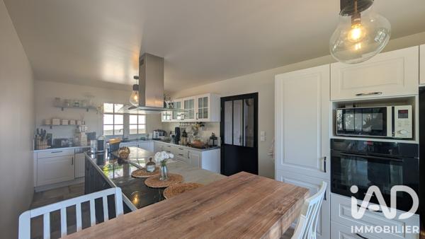 Maison à vendre 8 pièces 195 m² Évreux