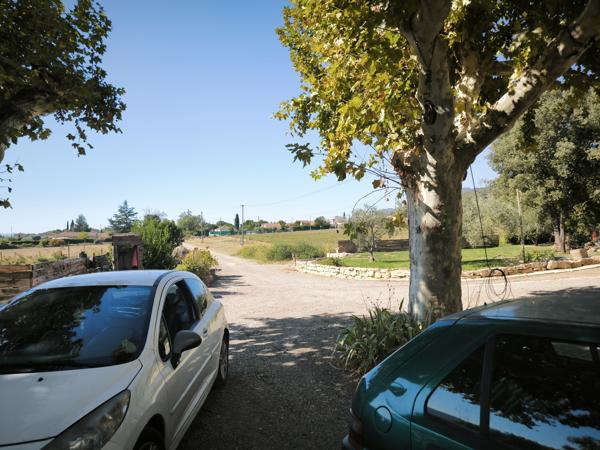 proche MANOSQUE(04)grand MAS NAPOLEONIEN 240m2 au calme à aménager de m2 avec T2 terrain 3998 m2