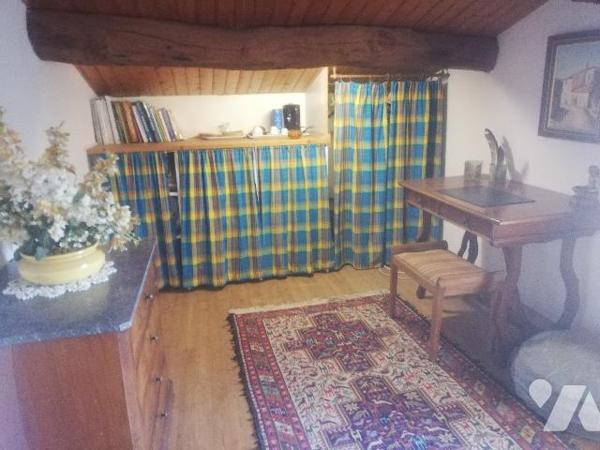 A Souhe sur la commune de LE GUA, jolie maison ancienne sur 2 niveaux avec jardin clos