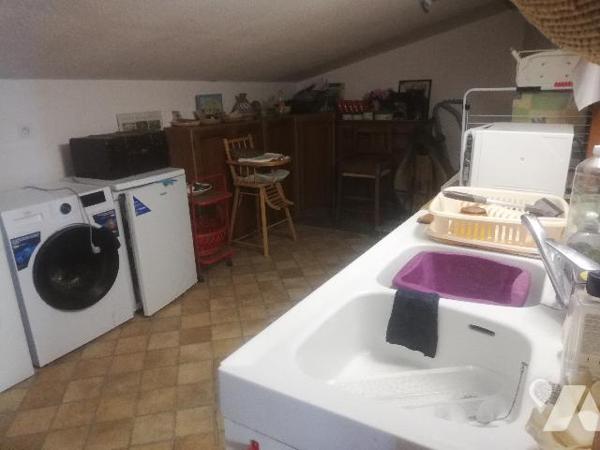 A Souhe sur la commune de LE GUA, jolie maison ancienne sur 2 niveaux avec jardin clos