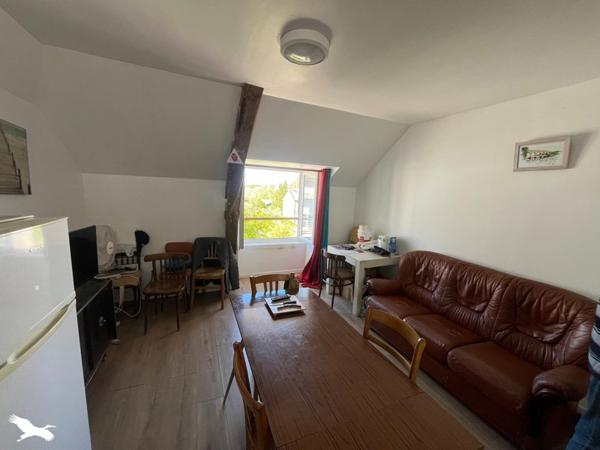 Immeuble à vendre 249 995 € Saint-Sulpice-les-Feuilles 402 m² DPE D