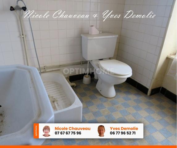 Maison avec dépendances à Rénover à Ardes-sur-Couze