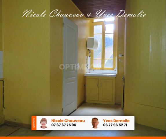 Maison avec dépendances à Rénover à Ardes-sur-Couze