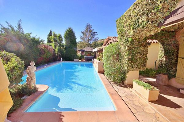 Vente / Villa à Grasse (06130)