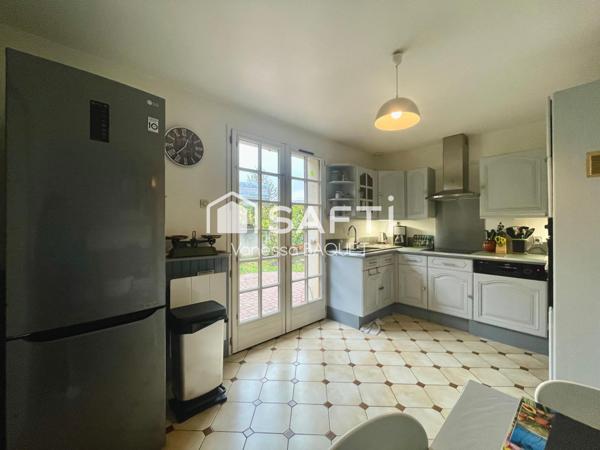 Maison familiale de 140 m², 4 chambres, sous-sol total, 480 m² de terrain