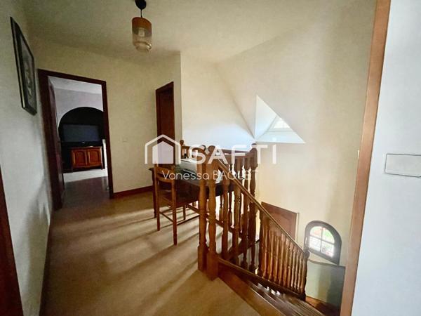 Maison familiale de 140 m², 4 chambres, sous-sol total, 480 m² de terrain