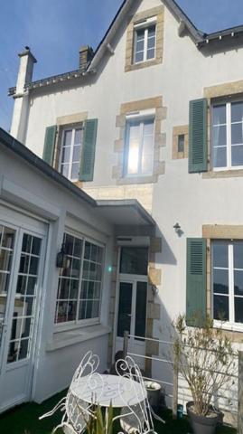 Rochefort en Terre  Maison de maître  11 pièce(s) 240 m2