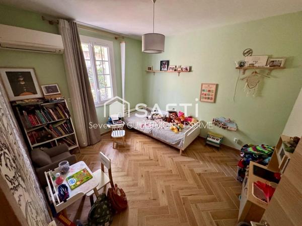 MAISON ENTIEREMENT RENOVEE SUR TERRAIN BOISE DE 1935M²