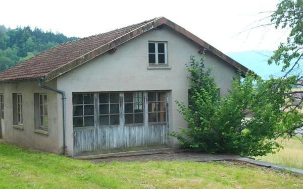 Maison à vendre    9 pièces •    Le Syndicat