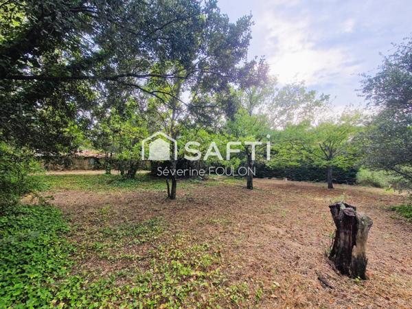 Terrain 2380m² + Bati en pierre d'environ 140m² cadastrée