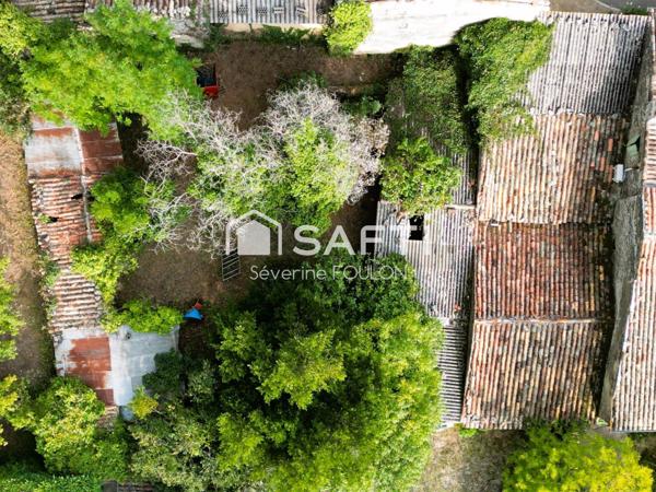 Terrain 2380m² + Bati en pierre d'environ 140m² cadastrée