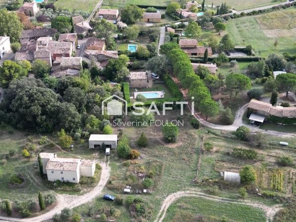 Terrain 2380m² + Bati en pierre d'environ 140m² cadastrée