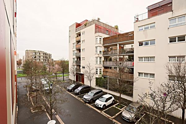 Appartement Nanterre 2 pièce(s) 51 m2 249 000 € **  - Référence  15400