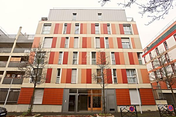 Appartement Nanterre 2 pièce(s) 51 m2 249 000 € **  - Référence  15400