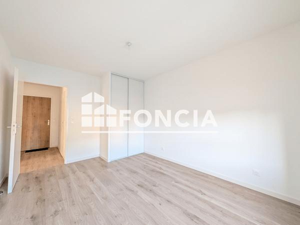Location Appartement 3 pièces 59.95 m² - Bihorel 76420