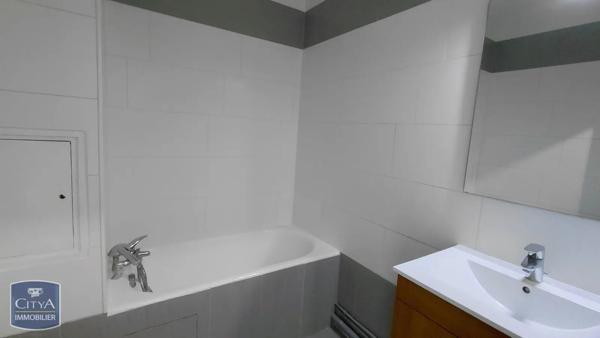 Appartement à louer 1 pièce 27.85m²