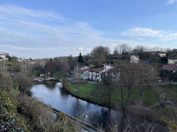 Maison à vendre |  Bellac |  6 pièces | 155 m²