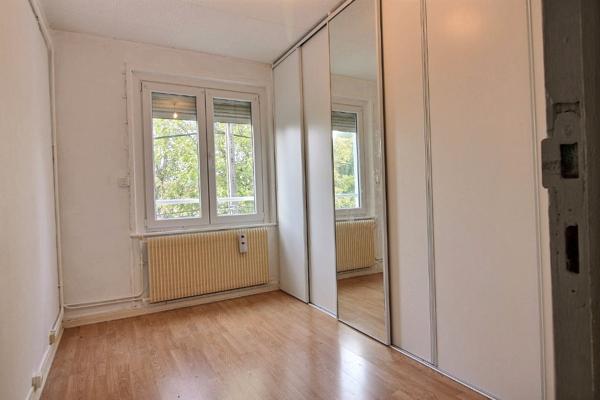 Appartement Lomme - 4 pièces - balcon - loggia