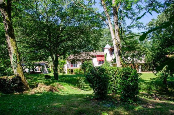 Vente Maison de luxe Toulouse 19 Pièces 661 m²