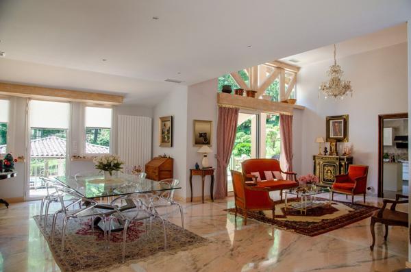 Vente Maison de luxe Toulouse 19 Pièces 661 m²