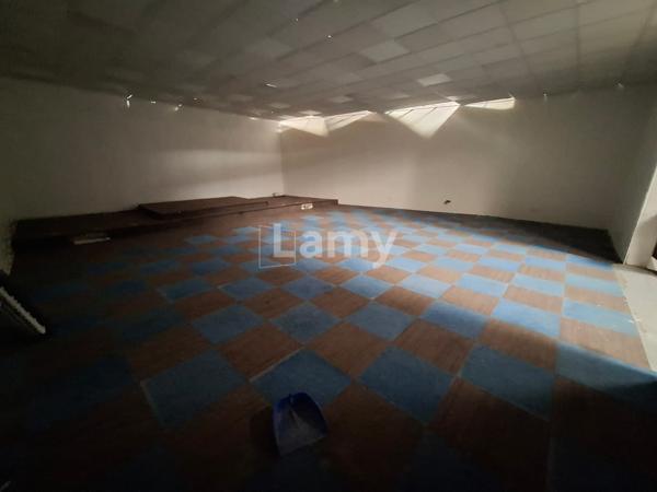 Local commercial ou professionnel