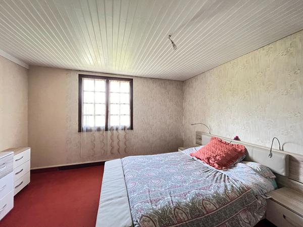 Maison Roquefort 6 pièce(s) 162 m2