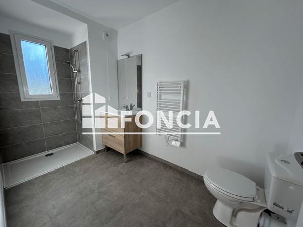 Location Appartement 2 pièces 39.9 m² - RESIDENCE L'ESTRELLA - 49 RUE DES MOISSONS Marignane 13700