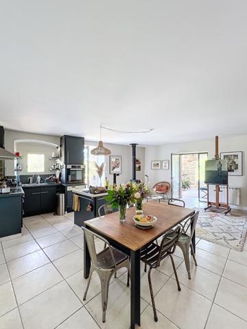 Sud Ardèche - Maison d'Artistes : Créativité et Elégance