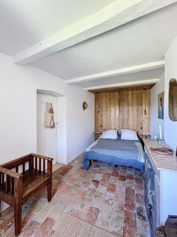 Sud Ardèche - Maison d'Artistes : Créativité et Elégance