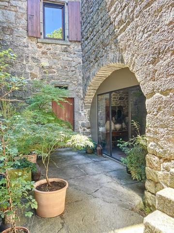 Sud Ardèche - Maison d'Artistes : Créativité et Elégance