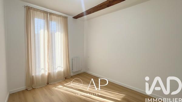 Location appartement 2 pièces 46 m² Toulon