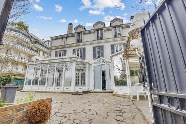 Vente Maison de luxe Neuilly-sur-Seine 7 Pièces 392 m²