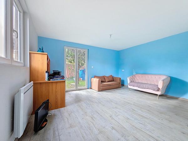 Mas de plain-pied avec dépendance et terrain en pleine nature – Extérieurs de Faugères – Cadre préservé sans voisinage