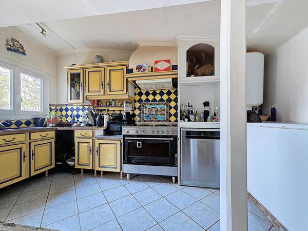 Mas de plain-pied avec dépendance et terrain en pleine nature – Extérieurs de Faugères – Cadre préservé sans voisinage