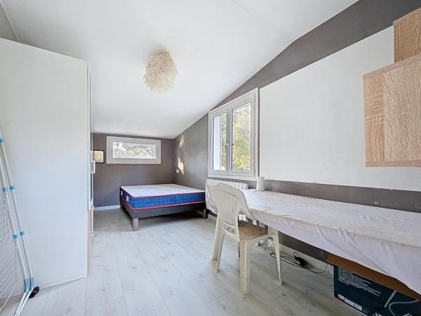 Mas de plain-pied avec dépendance et terrain en pleine nature – Extérieurs de Faugères – Cadre préservé sans voisinage