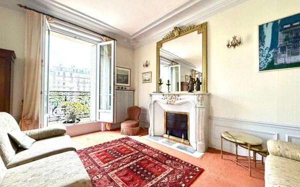 Appartement à vendre    6 pièces • 150,54 m2 Paris 12