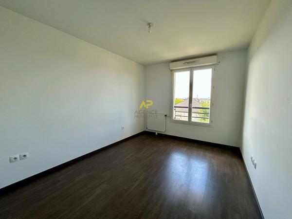 ALSACE LORRAINE - F2 EXPOSÉ SUD €217 000 ** - Référence 2070